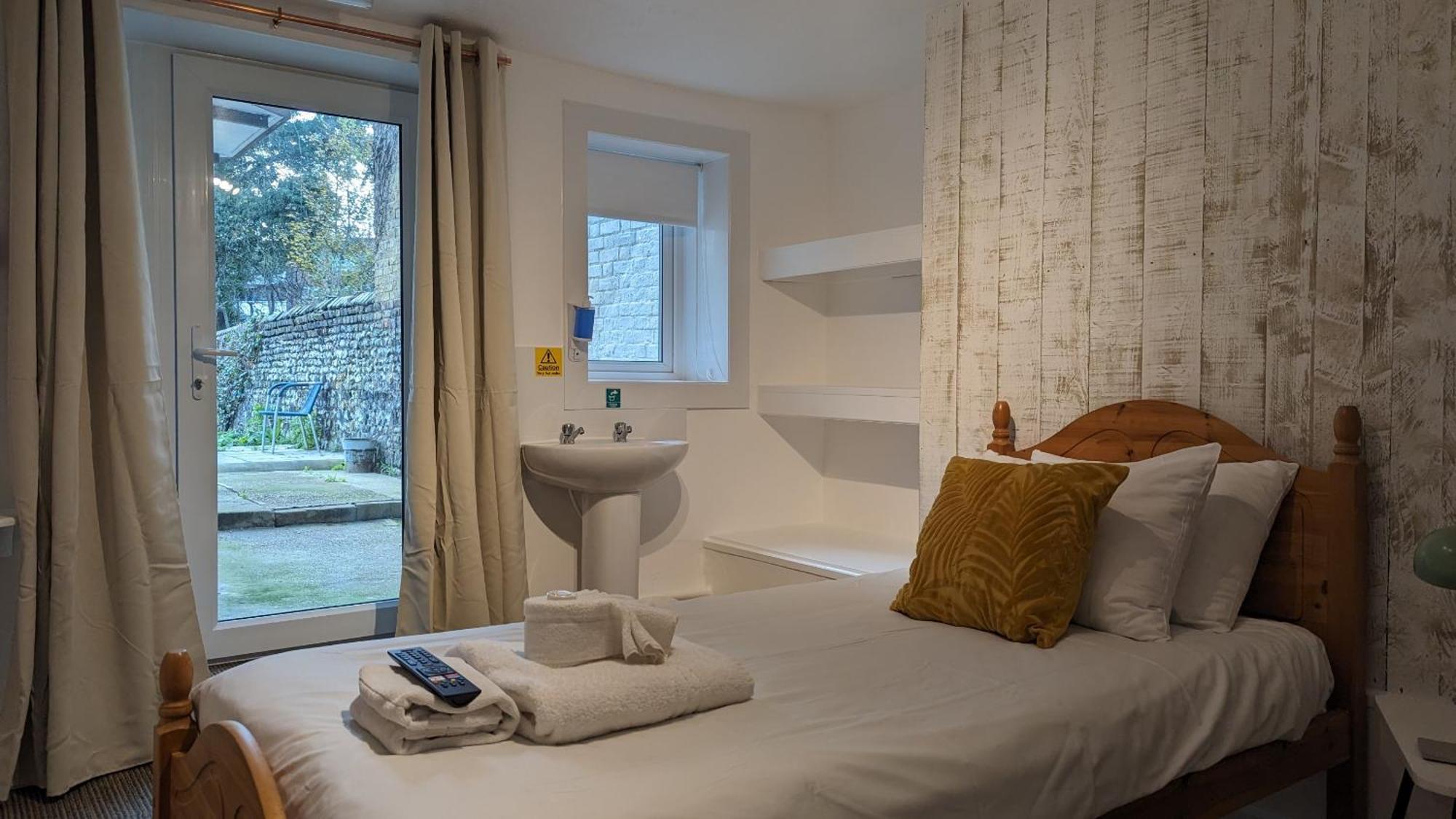 Dover Town Rooms - Short Lets & Serviced Accommodation - Dover Exterior foto